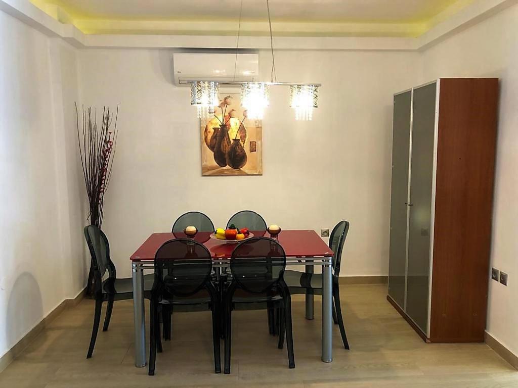 Case de vacanță John's House